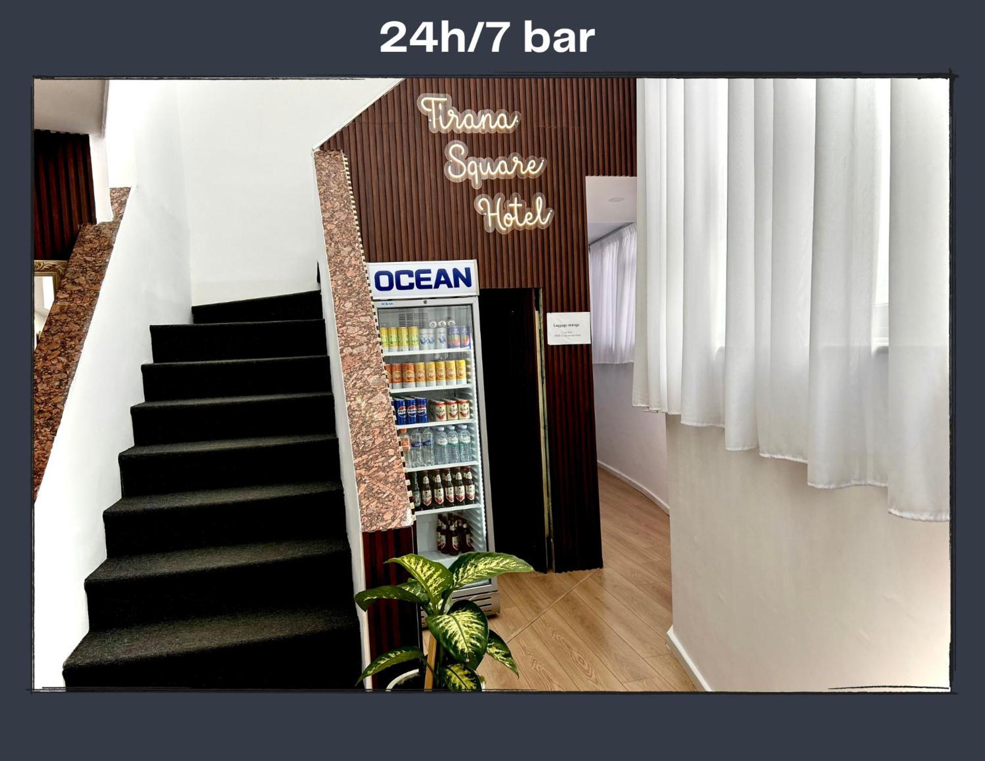 Tirana Square Hotel ภายนอก รูปภาพ