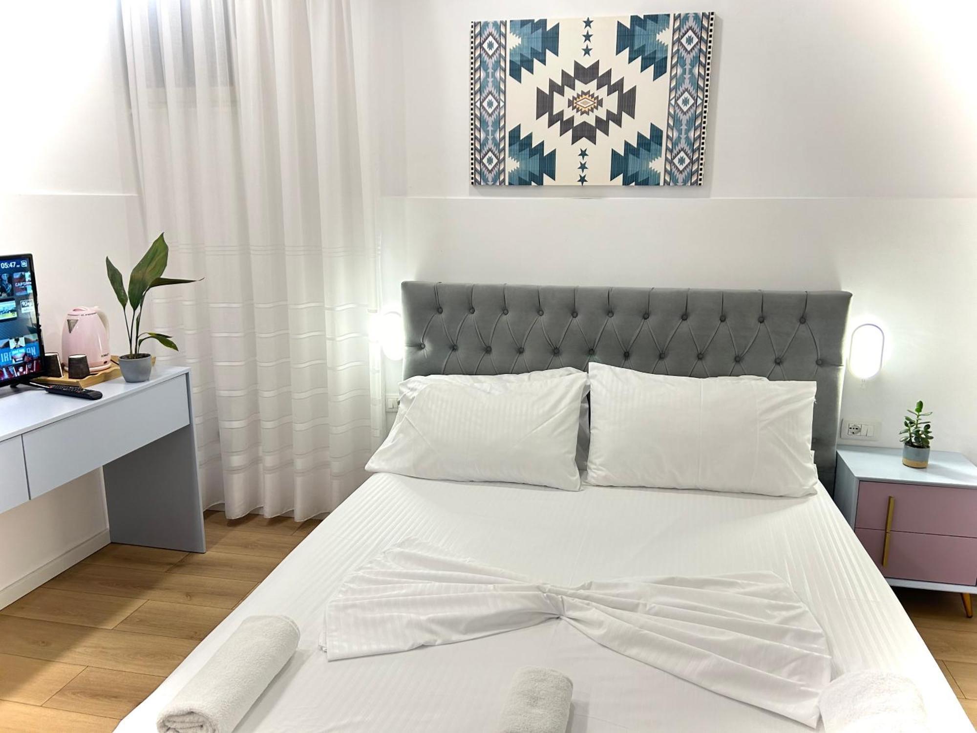 Tirana Square Hotel ภายนอก รูปภาพ