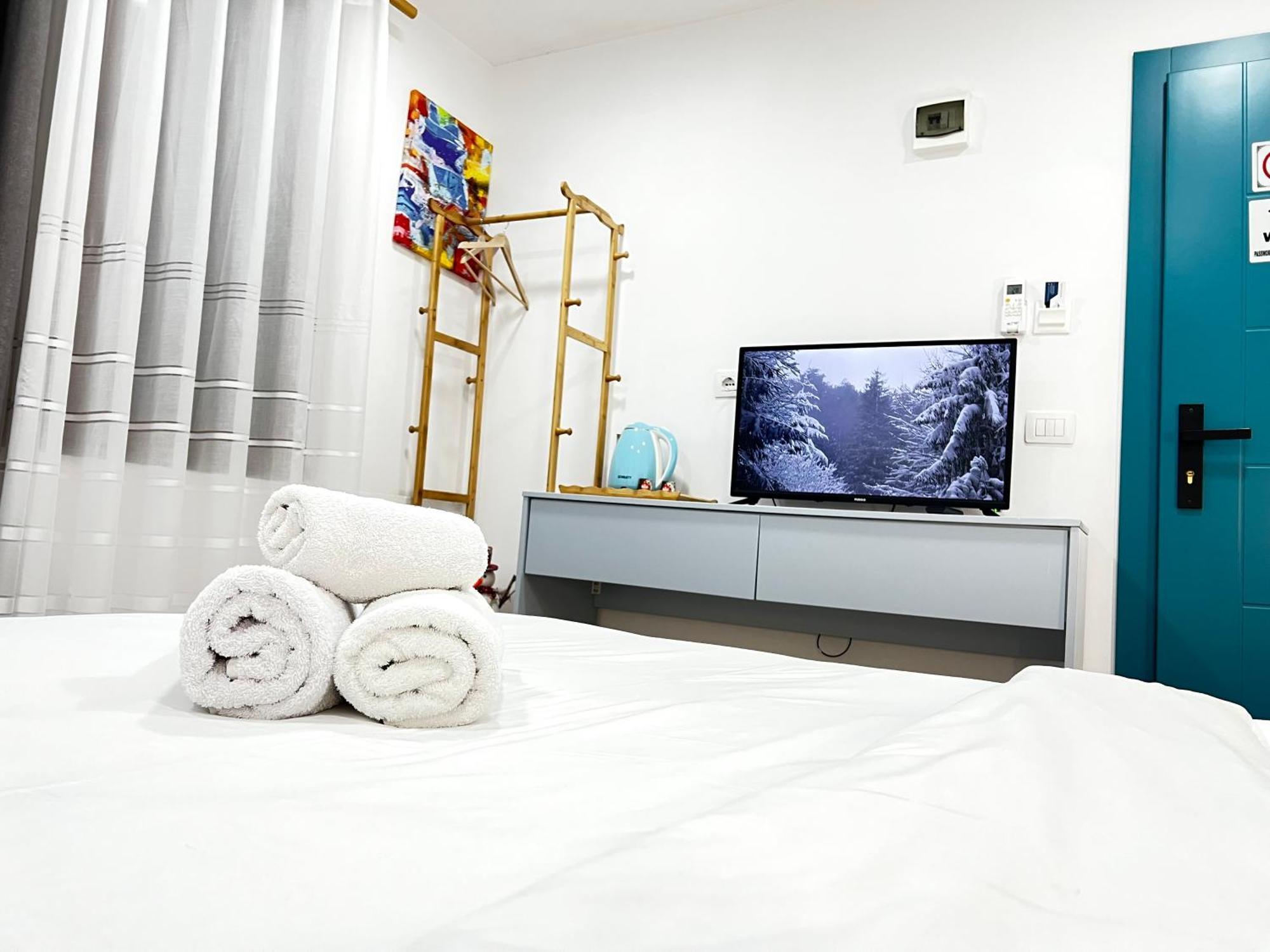Tirana Square Hotel ภายนอก รูปภาพ